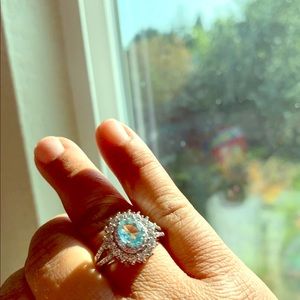 🌸BUY 3 for only $25White/Blue Topaz Cocktail Ring